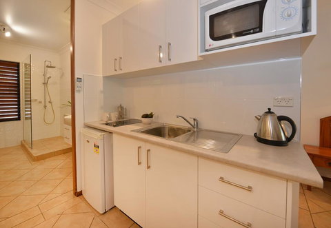 Escape Studio@Hibiscus - Accommodation Port Macquarie 1