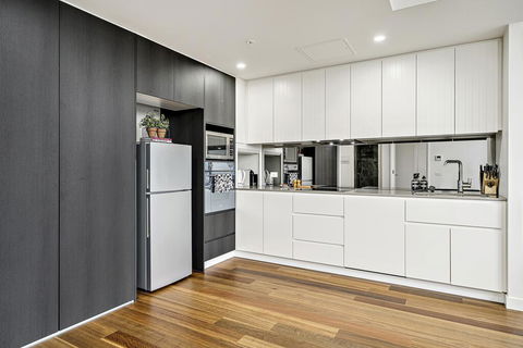 Executive City-centre Apartment With Parking - Accommodation Port Macquarie 2