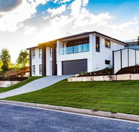 Executive Home Accomodation - Accommodation Port Macquarie
