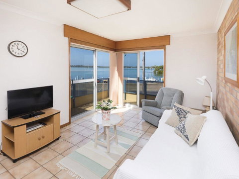 Fairholme 12 - Accommodation Port Macquarie 0