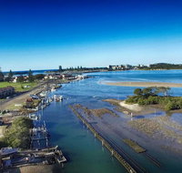 Fairholme 5 Opposite Lake - Accommodation Port Macquarie