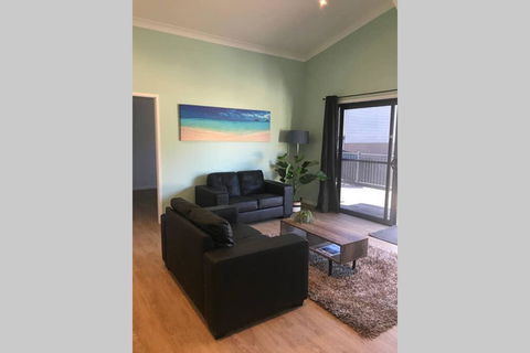 FAIRVIEW COTTAGE 25B - Waterfront Accommodation - Accommodation Port Macquarie 1