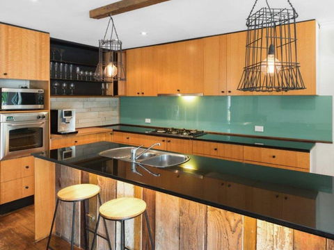 Family Foreshore Favourite - Accommodation Port Macquarie 0