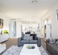 Family Size Apartment Close to Westmead Hospital - Accommodation Port Macquarie