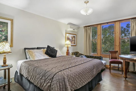 Faulty Towers - Accommodation Port Macquarie 1