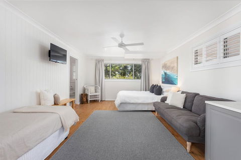 Finns At Old Bar - Accommodation Port Macquarie 1