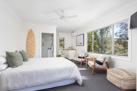 Finns At Old Bar - Accommodation Port Macquarie 0
