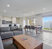 Flip Flop Retreat - Accommodation Port Macquarie