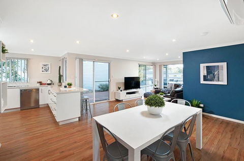 Forest View Villa - Accommodation Port Macquarie 0