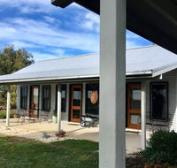 French Island Cottage - Accommodation Port Macquarie