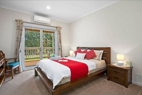 GALBRAITH BEACH STUDIO 1 - Accommodation Port Macquarie 0