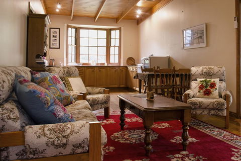 Gellibrand River Gallery Accommodation - Accommodation Port Macquarie 3