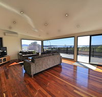 Georges Bay Luxury - Accommodation Port Macquarie
