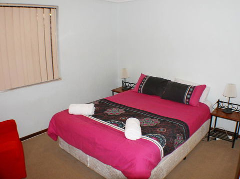 Geraldton Holiday Unit - Accommodation Port Macquarie 2