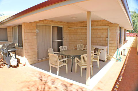 Geraldton Luxury Vacation Home - Accommodation Port Macquarie 1
