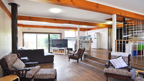 GETAWAY ON GARDEN - FREE WIFI - PET FRIENDLY (OUTSIDE ONLY) - Accommodation Port Macquarie 2