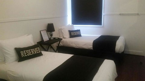 Gin Gin Budget Accommodation - Accommodation Port Macquarie 0