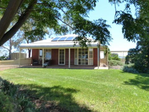Glenbar Cottage Yelta - Accommodation Port Macquarie 3
