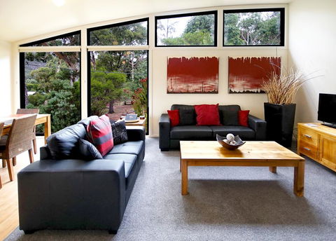 Glengarriff Townhouse 2 - Accommodation Port Macquarie 3
