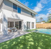 Going Coastal On Sunshine - Accommodation Port Macquarie