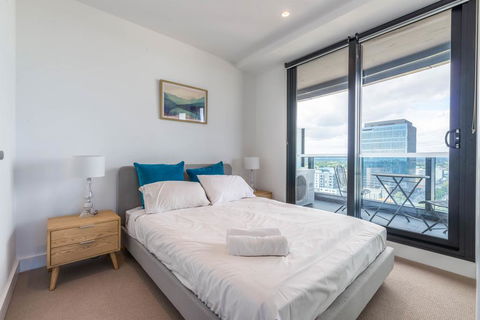 Golden Box Hill Apartment - Accommodation Port Macquarie 3