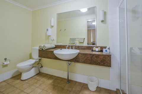 Golden Guitar Motor Inn - Accommodation Port Macquarie 1