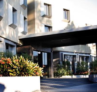 Golden Pebble Hotel - Accommodation Port Macquarie