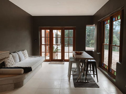 Golden Streams - Accommodation Port Macquarie 1