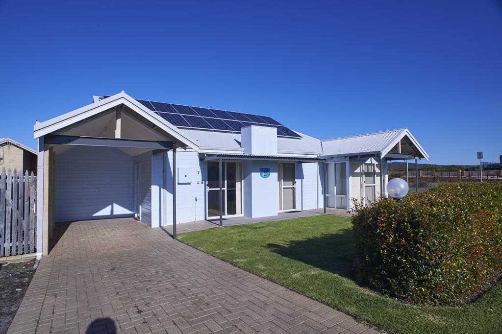 Paradise WA Accommodation Port Macquarie
