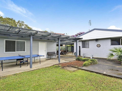 Gone Fishing! - Air Conditioned, Crisp And Clean - Accommodation Port Macquarie 3