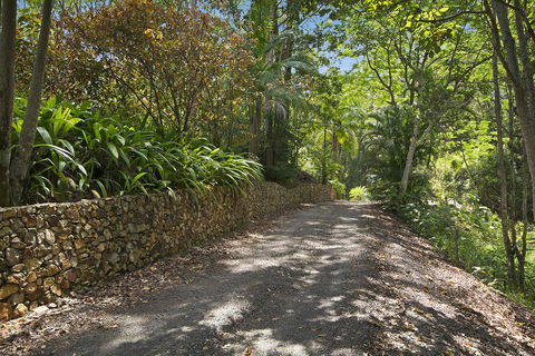 Gorgeous Mediterranean-style Hinterland Home - Accommodation Port Macquarie 3