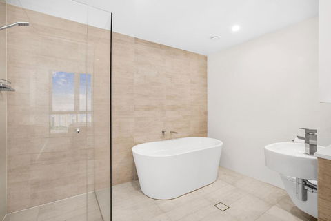 Grand Beach Views In 2-Bed Apartment With Balcony - Accommodation Port Macquarie 2