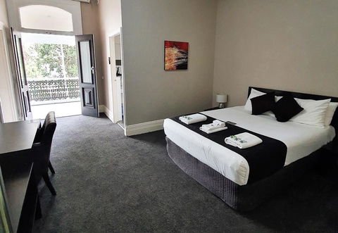 Grand Hotel - Accommodation Port Macquarie 1