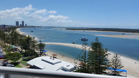 Grand Hotel Ocean View Apartment Labrador - Accommodation Port Macquarie 0
