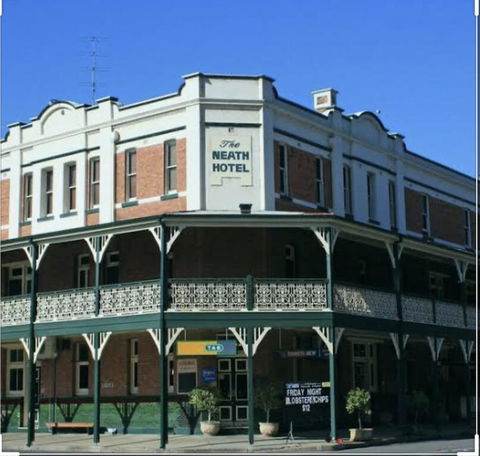 Grand Neath Hotel - Accommodation Port Macquarie 0