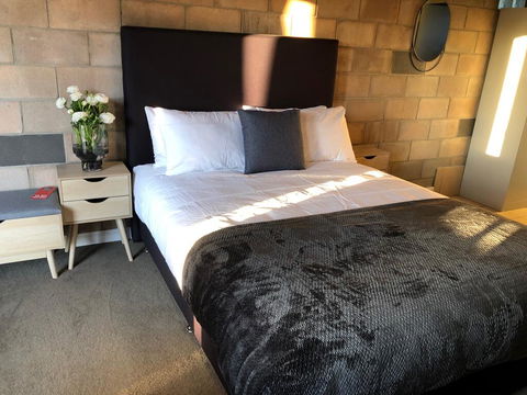 Granite Belt Cabins - Accommodation Port Macquarie 1