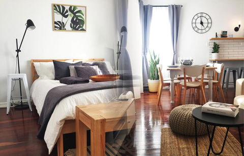 Great Comfort & Style In Central Location - Accommodation Port Macquarie 0