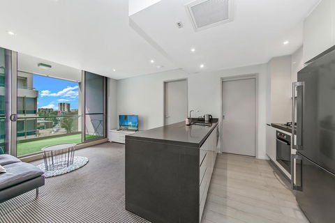 Green Square: Stylish Cozy Apartment In SYDNEY - Accommodation Port Macquarie 0