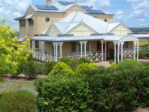 Grovely House - Accommodation Port Macquarie 0