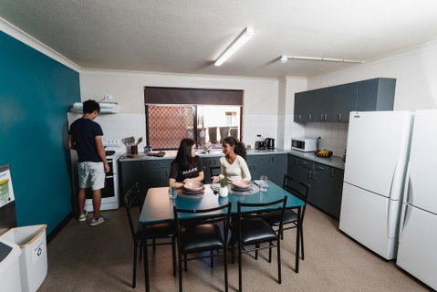 Guild House 6 Bedroom Flat - Accommodation Port Macquarie 2