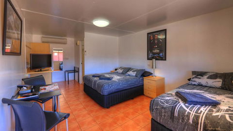 Halls Creek Motel - Accommodation Port Macquarie 2