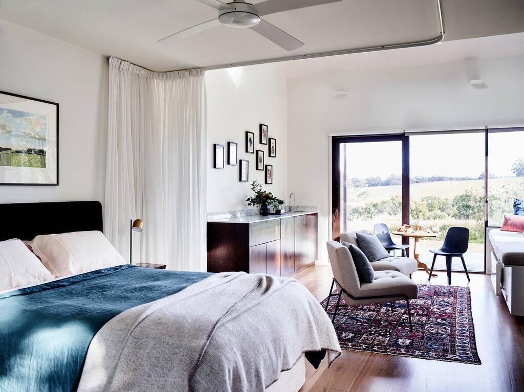 Point Leo ACT Accommodation Port Macquarie