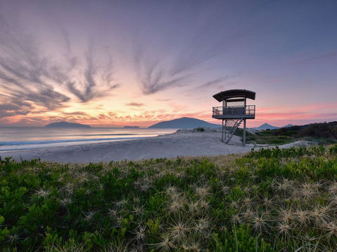 Hawks Nest Accommodation - Accommodation Port Macquarie 1