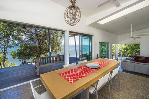 Headland Hideaway - Accommodation Port Macquarie 3