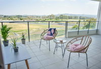 Heart Of the Sunny Coast - 2 Resort Pools Gym NOW OPEN Walk to Sunshine Plaza