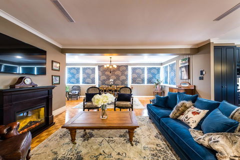 Hedge House - Luxury, Space, Style, Great Location - Accommodation Port Macquarie 1