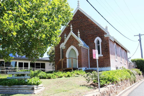 Henry's Quirindi - Accommodation Port Macquarie 1