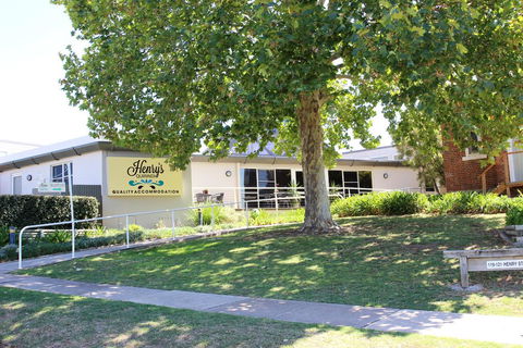 Henry's Quirindi - Accommodation Port Macquarie 3