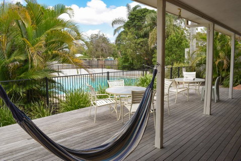 Hervey Bay Flashpackers - Accommodation Port Macquarie 0