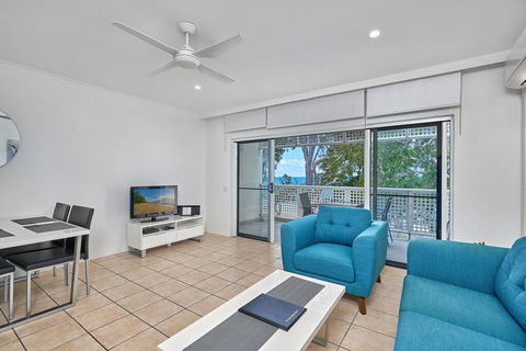 Hibiscus In Marlin Waters Palm Cove - Accommodation Port Macquarie 1